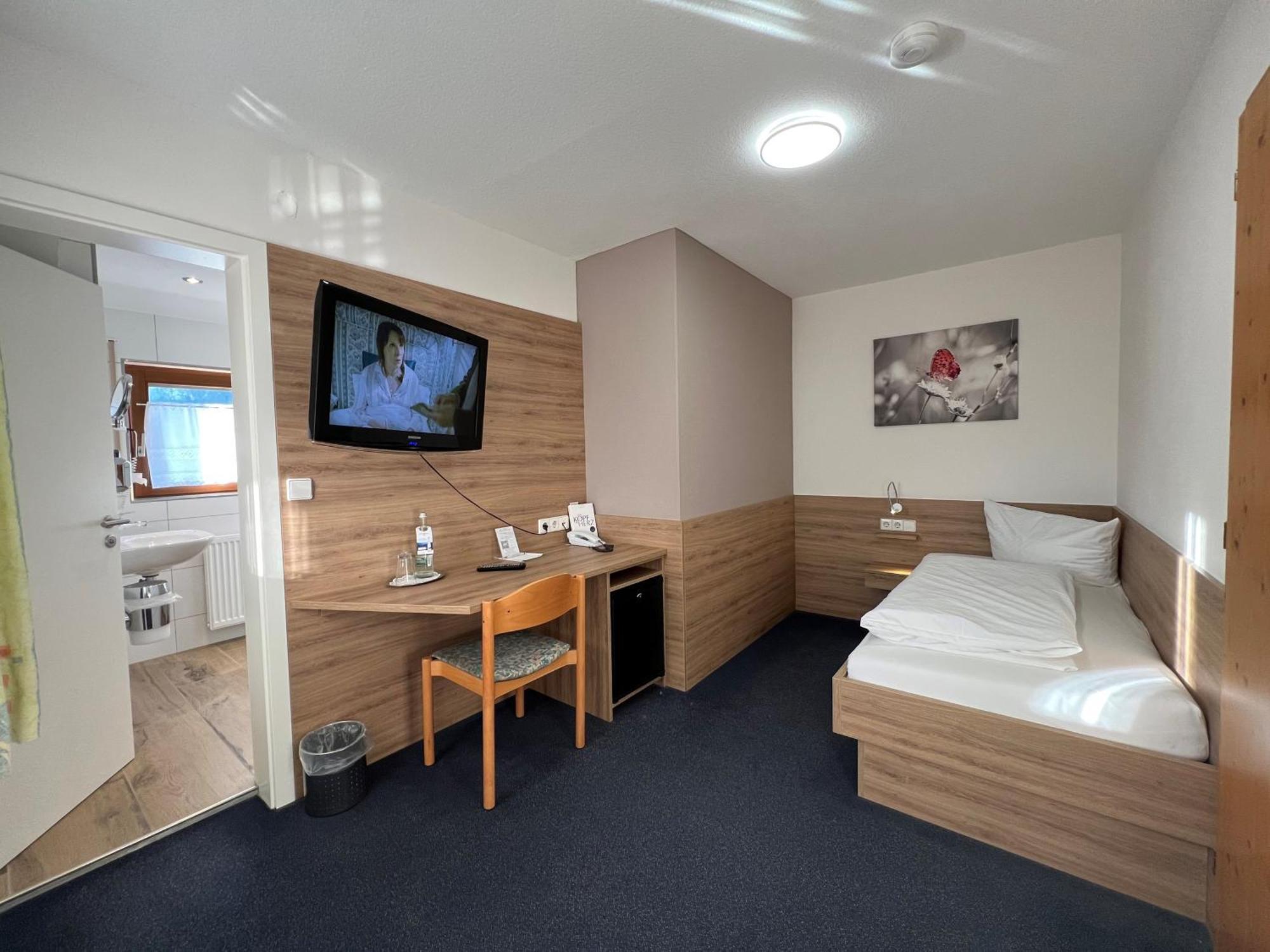 Hotel Klosterbraeustuben ツェル・アム・ハルマースバッハ エクステリア 写真